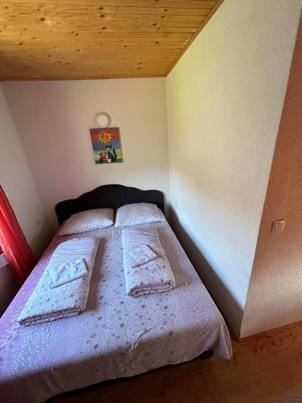 Bed And Breakfast Umoljani Zimmer foto